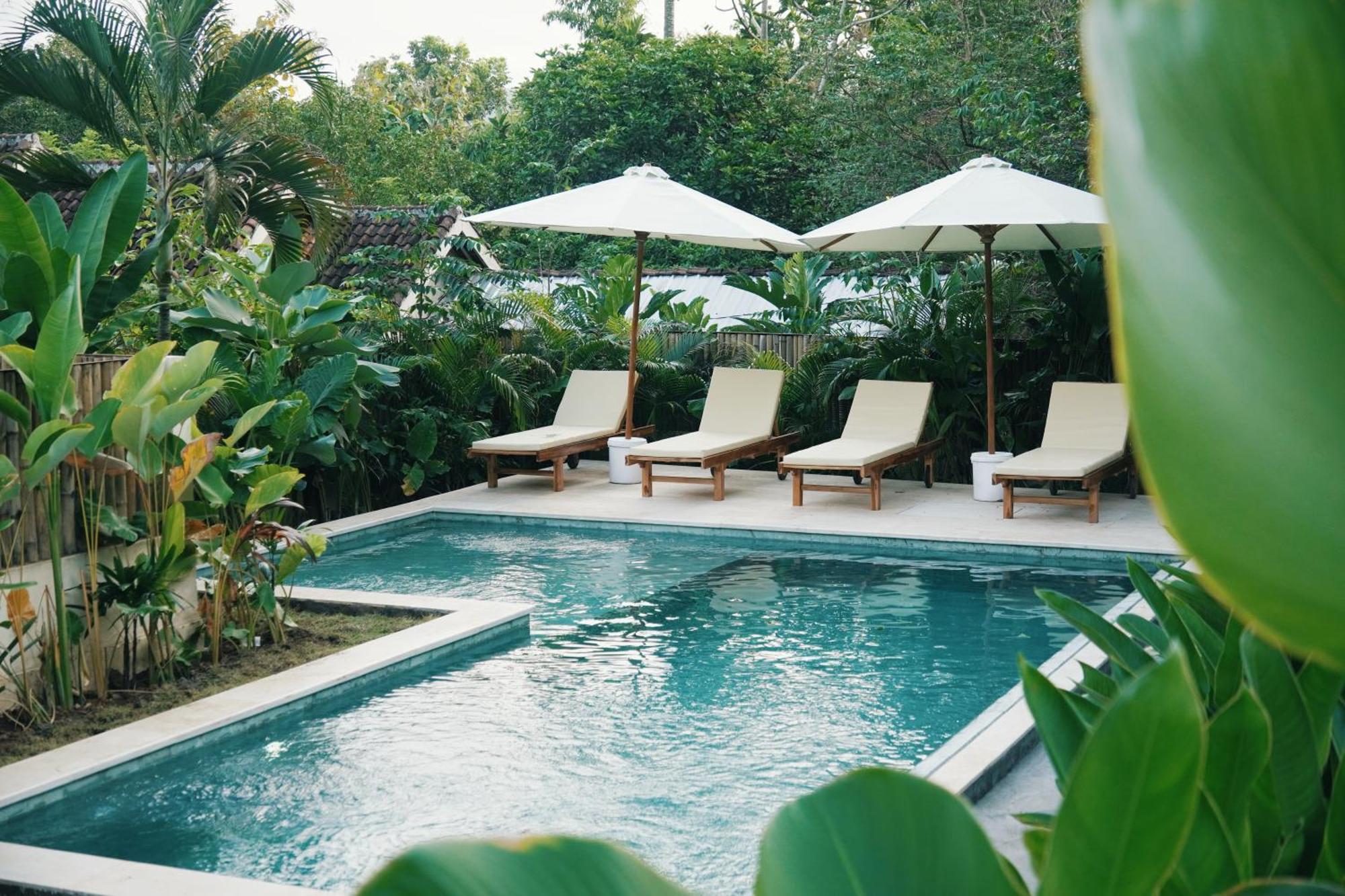 Jungle Bungalows Kuta  エクステリア 写真